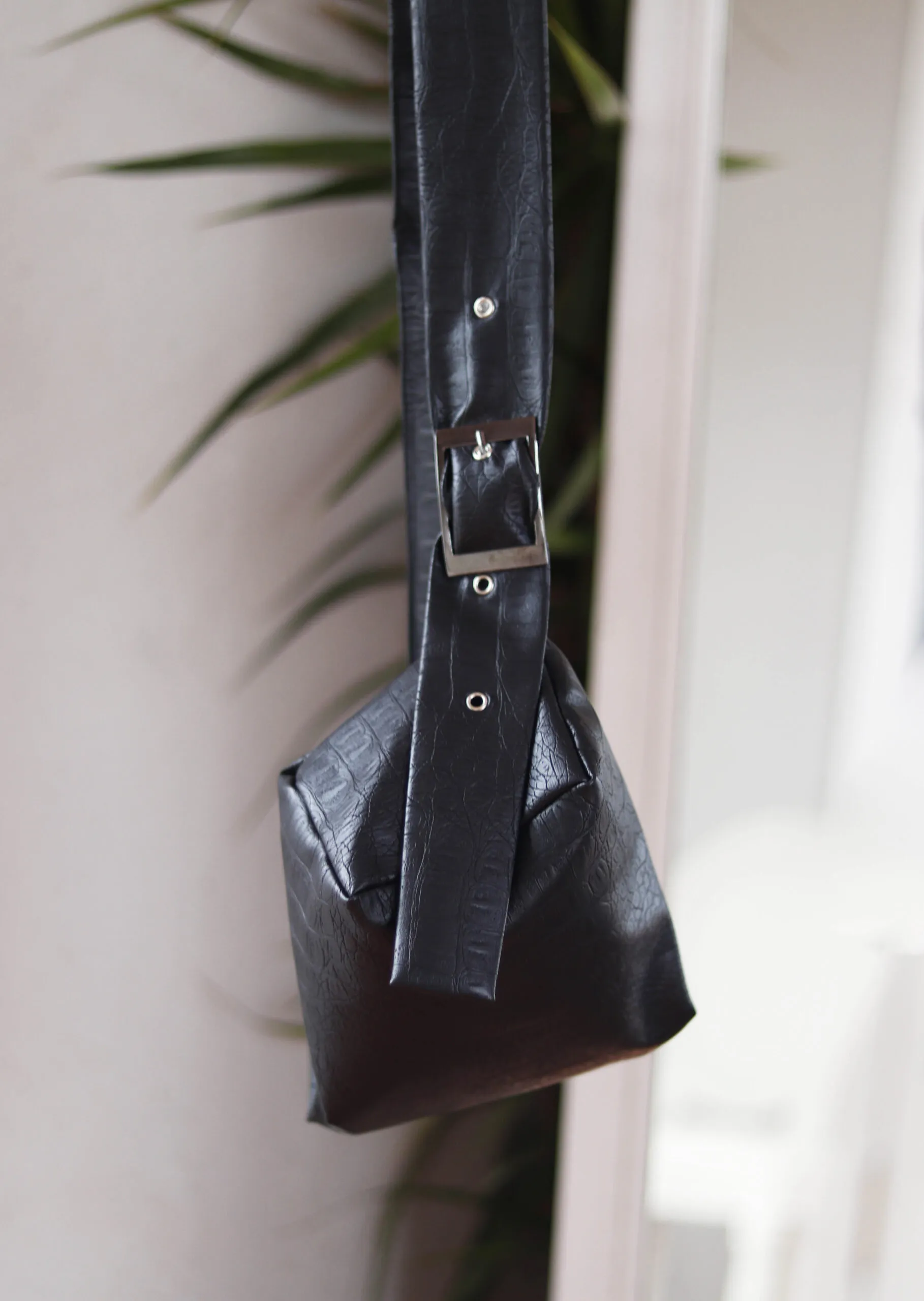 MOD 157 FANNY PACK CROCODILE - Imatge 2